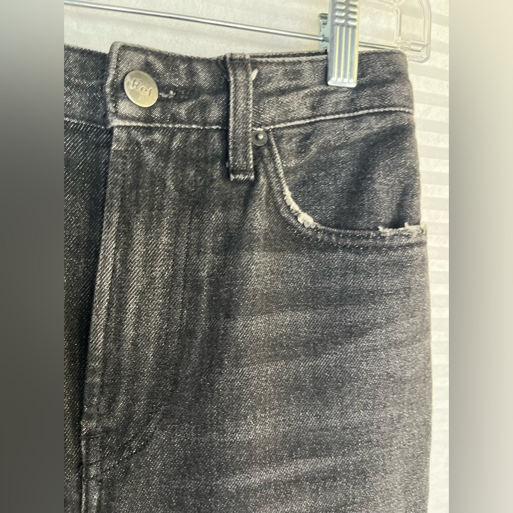 ‼️NOT FOR SALE‼️Reformation high rise straight leg jeans in black Size 24 - Picture 9 of 12